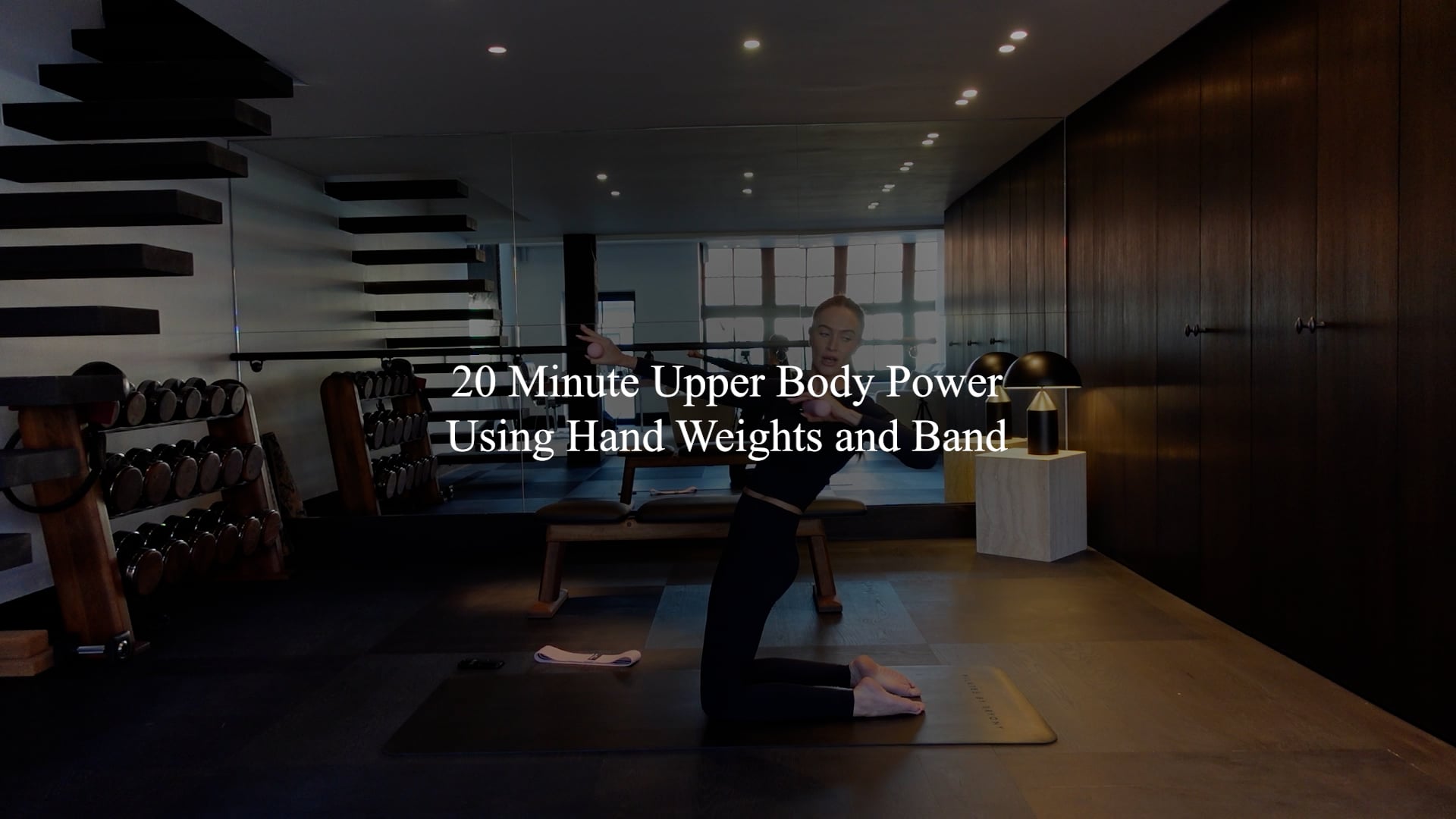 20 minute upper body power using hand weights and band