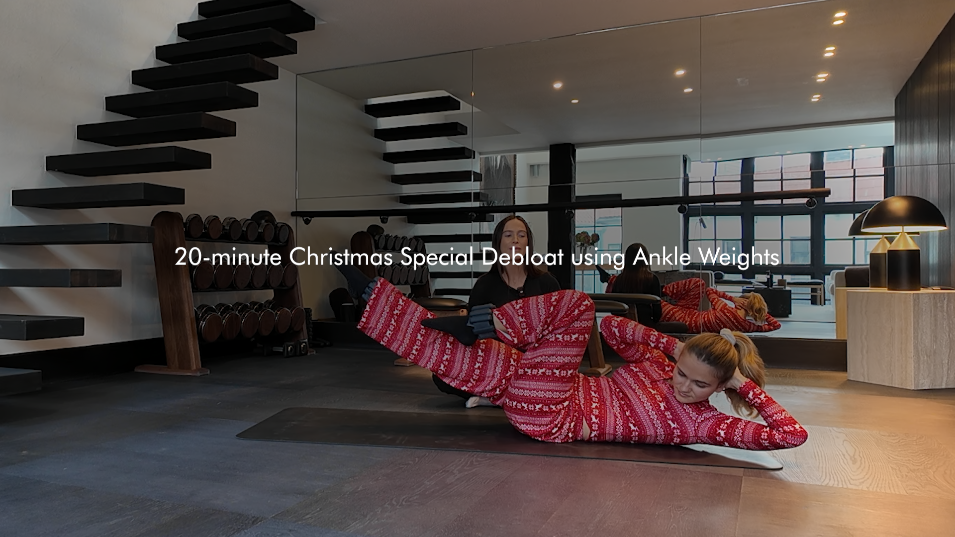 CHRISTMAS SPECIAL NEW: 20-minute Christmas Debloat using ankle weights