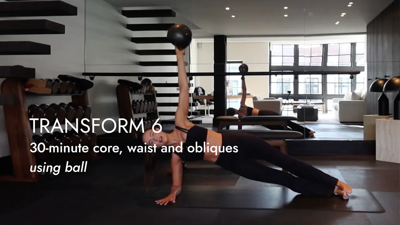 DAY 27 // NEW 30 minute core, waist and obliques using the ball ...