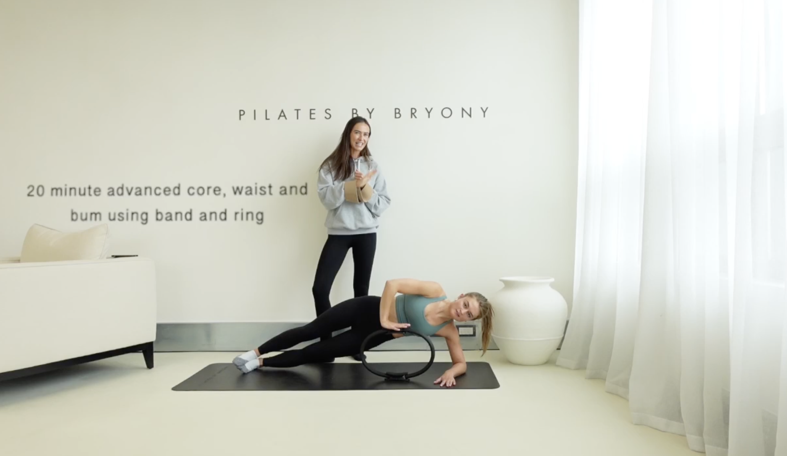  20 minute advanced core, waist, bum using band and ring