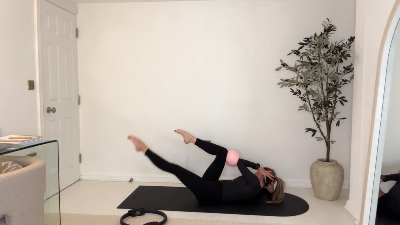 15 min Express de-bloat class using ball & ring