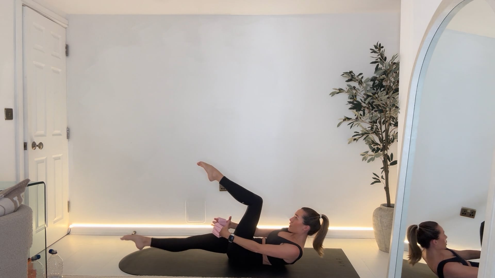 20 min Spicy Arms & Abs with optional ankle weights
