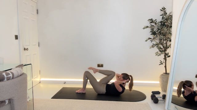25 min Full Body Flow with own Body W...