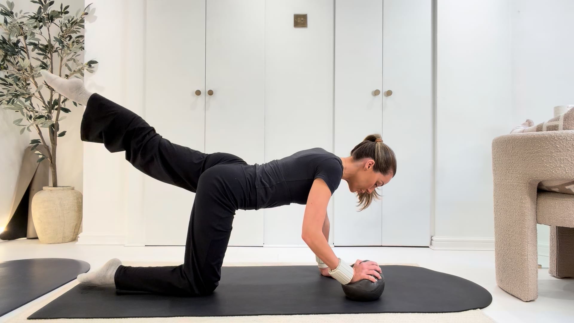 10 min Four Point Kneeling Series Postpartum edition