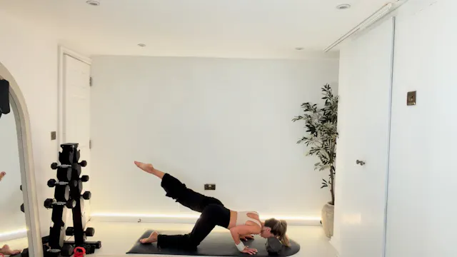 NEW 30 min  Full Body Classic Flow wi...