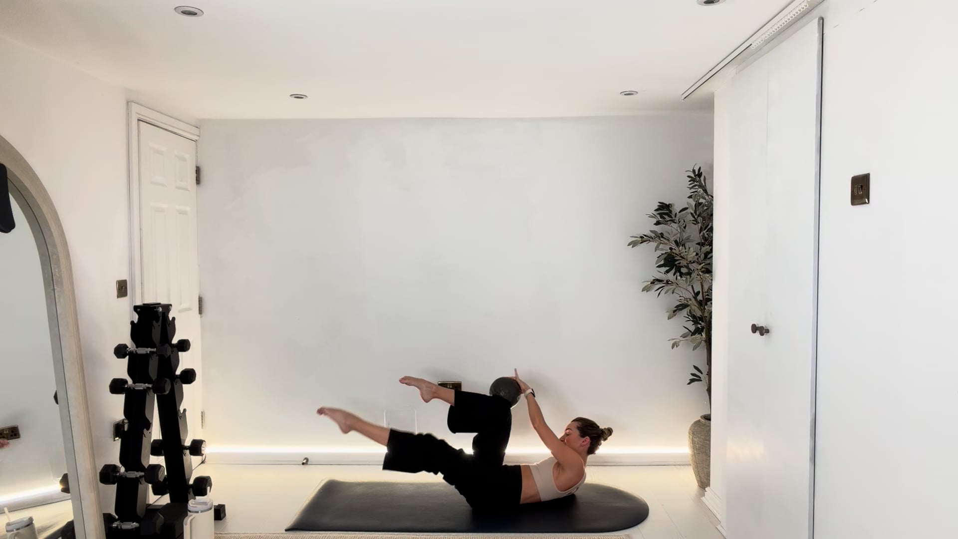 NEW 25 min Spicy Core Class with ball