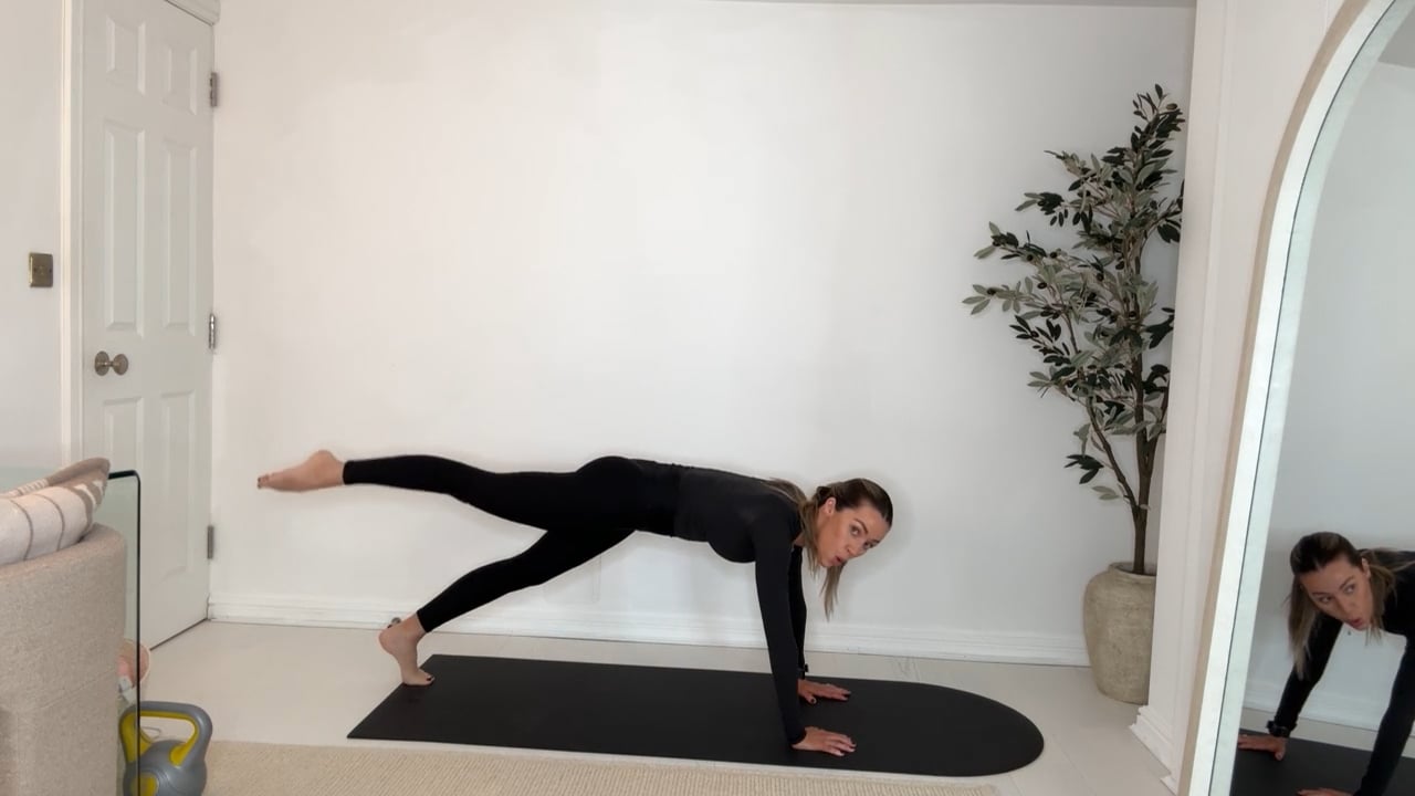 20 min Spicy Pilates Flow using Own Body Weight