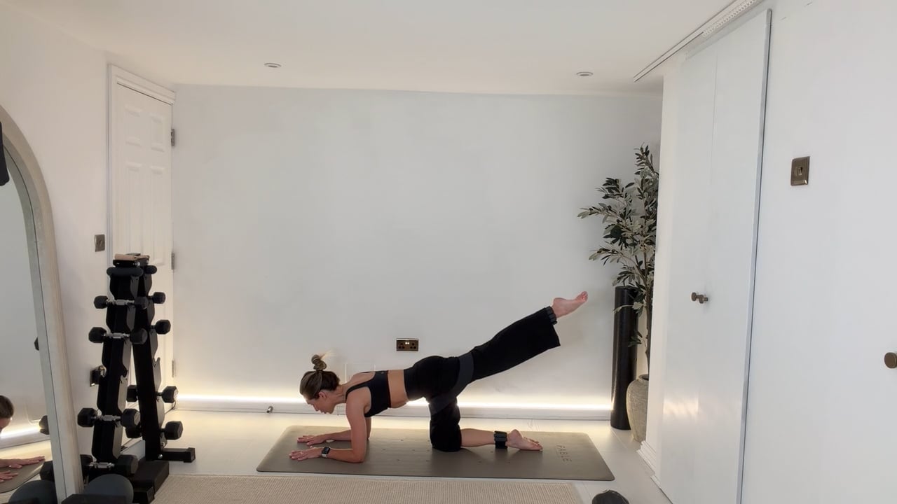 LIVE  20 min Lower Body Class with Ankle Weights & Resistance Band