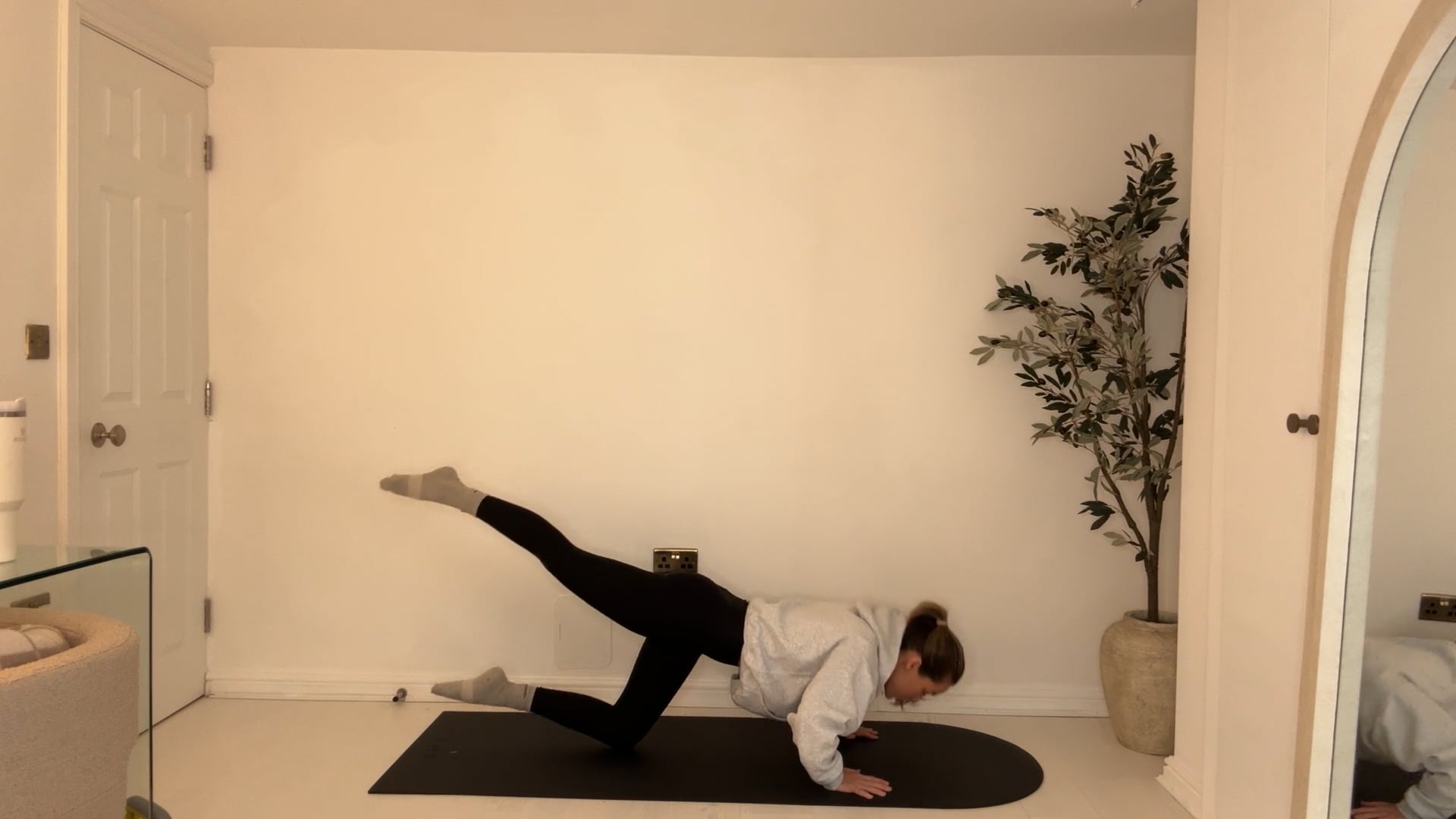 20 min Glow from within Mum Club Class