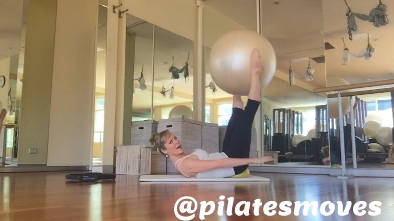 Helen Tardent: Pilates on the Ball (xxii) with the Chi Ball. Part 1: 100s, Roll Ups & Roll Backs Sequence