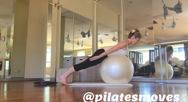 Helen Tardent: Pilates on the Ball (xxii) with the Chi Ball. Part 5: Spine Extensor Sequence 