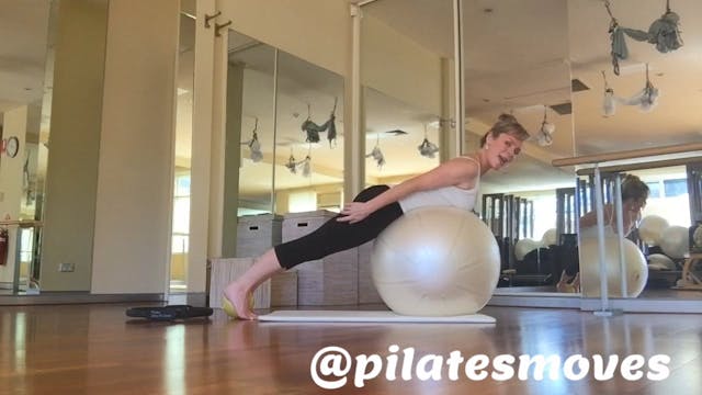 6.pilates.on.the.ball.xxii.chi-ball.spine.extension