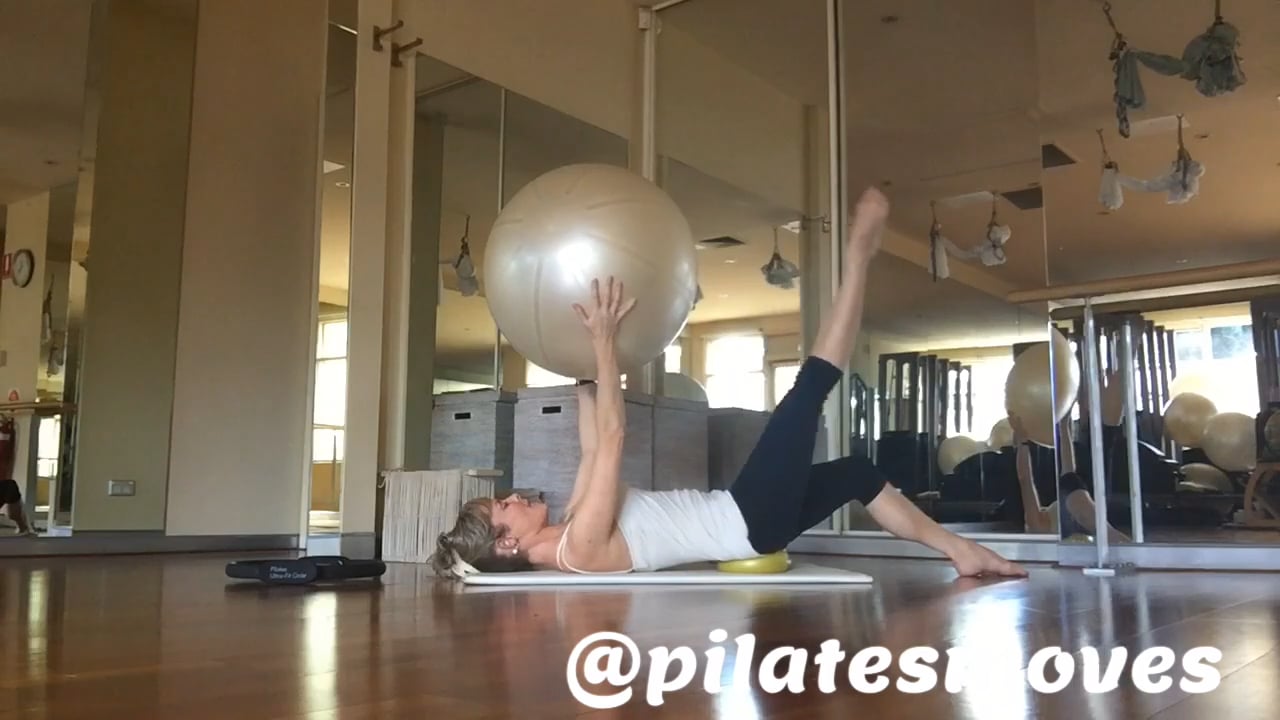 3.pilates.on.the.ball.xxii.chi-ball.pelvic.bridge.&.leg.circles