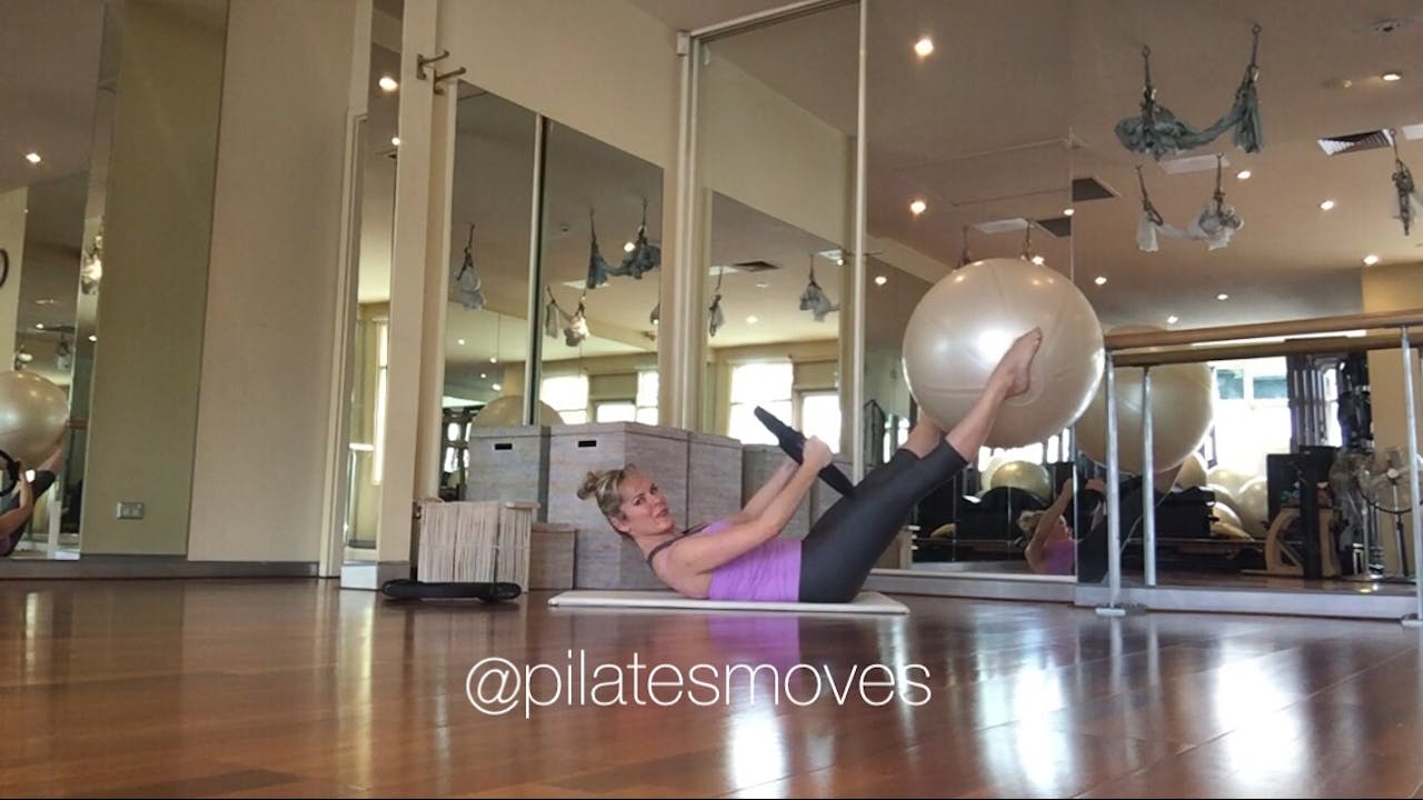 Pilates on the Ball xxiii with the Magic Circle: Intermediate-Advanced Abdominal Endurance & Spinal Flexion I with Helen Tardent