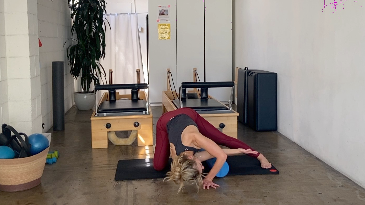 Mobilize your Spine and Hips. 15 min Roller