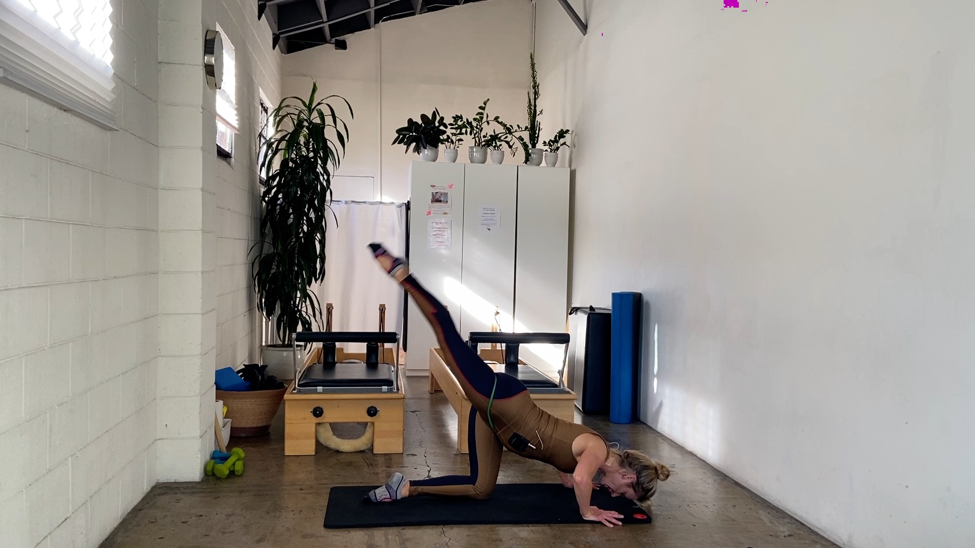 Full Body Snack. 13 min. mini band