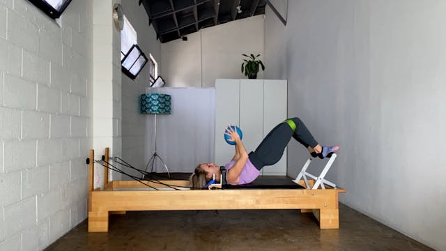 50 min Postnatal Reformer workout- Di...