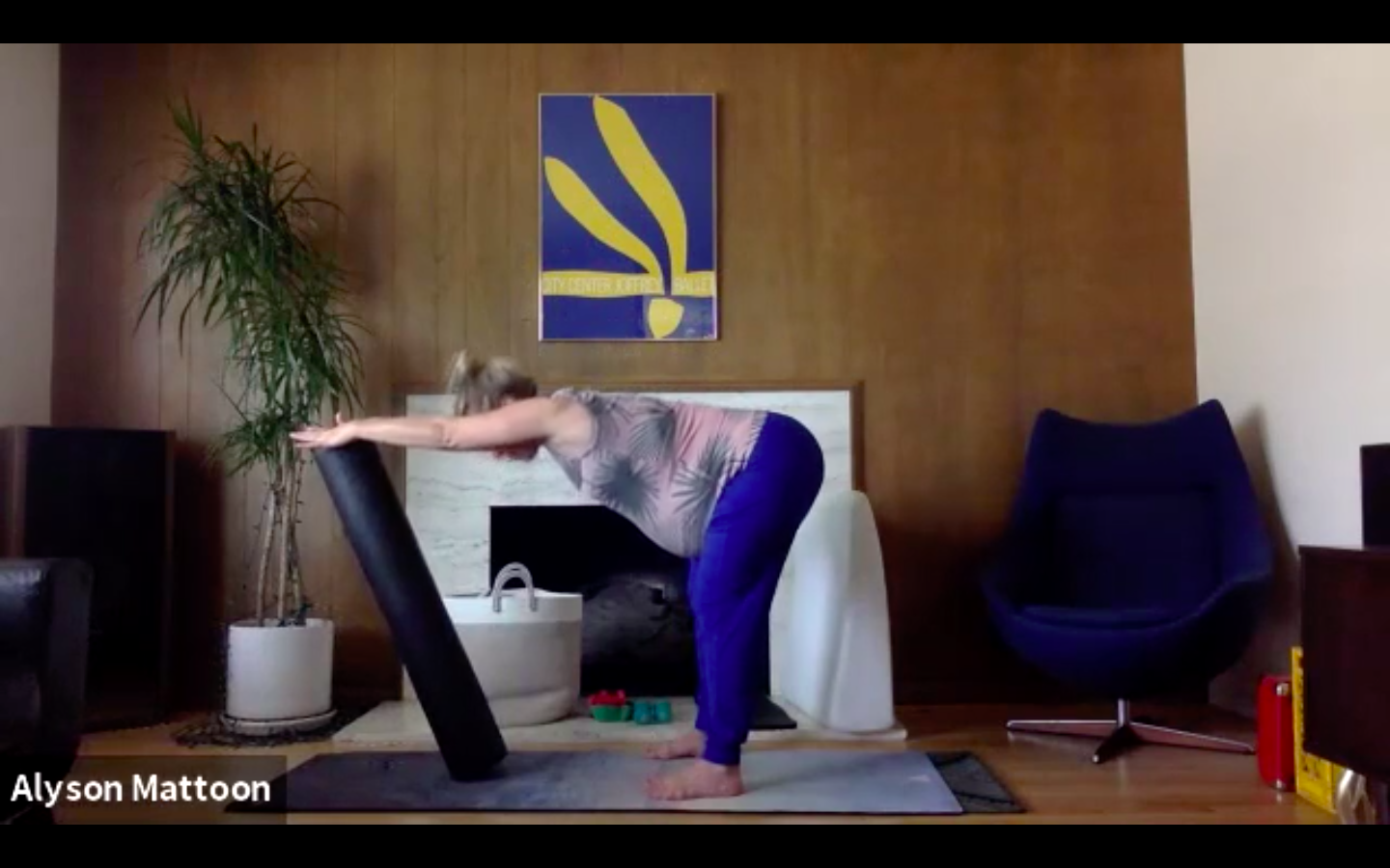 Live FIT Mobilize, Articulate and Strengthen. 7.8.21. Roller. bands. weights