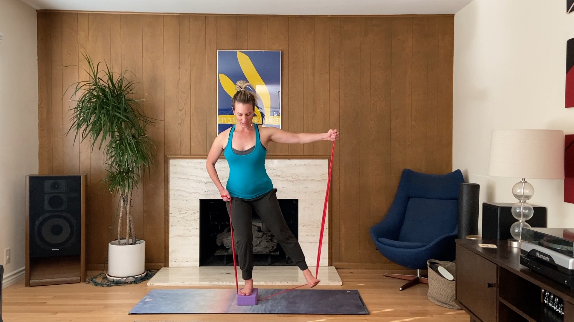 40 min Functionally FIT. band. yoga block. weights. prenatal.