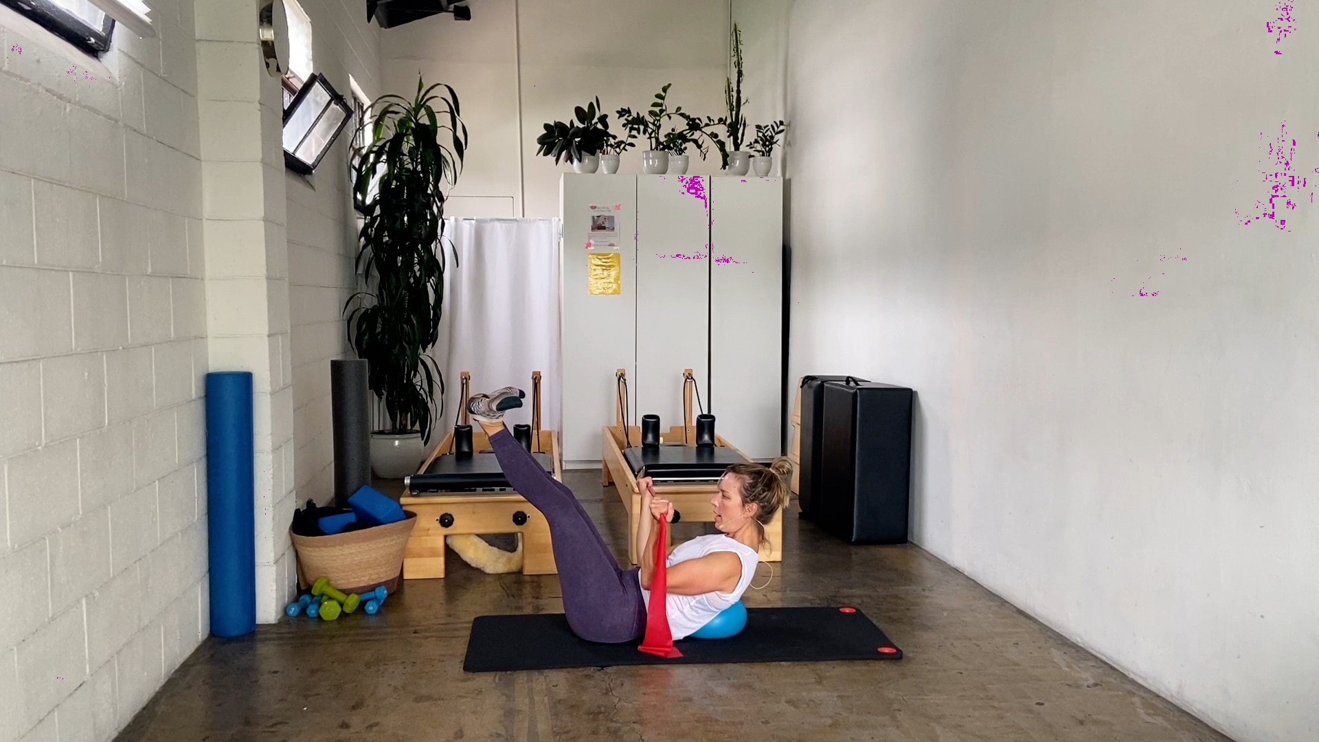 Quick Abs and Arms. Ball and Long Band. 15 min