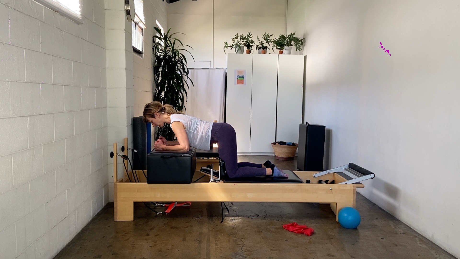 Calm, Strong and Aligned. 50 min. 48 min Reformer