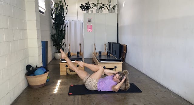 10 min Pilates Mat Essentials