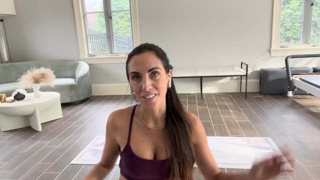 20 Minute Lower Body Focused Flow (Weights)