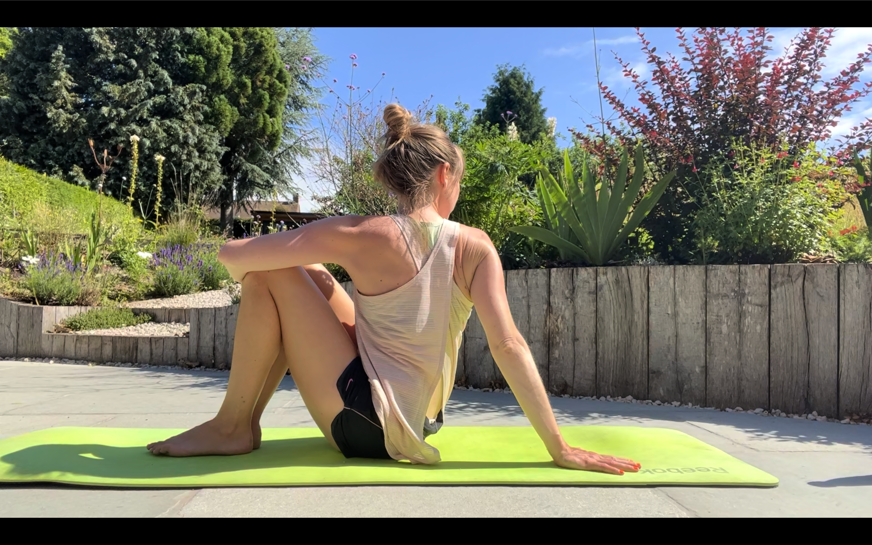PART 2 - 7 mins of ab strength and thoracic stretches 