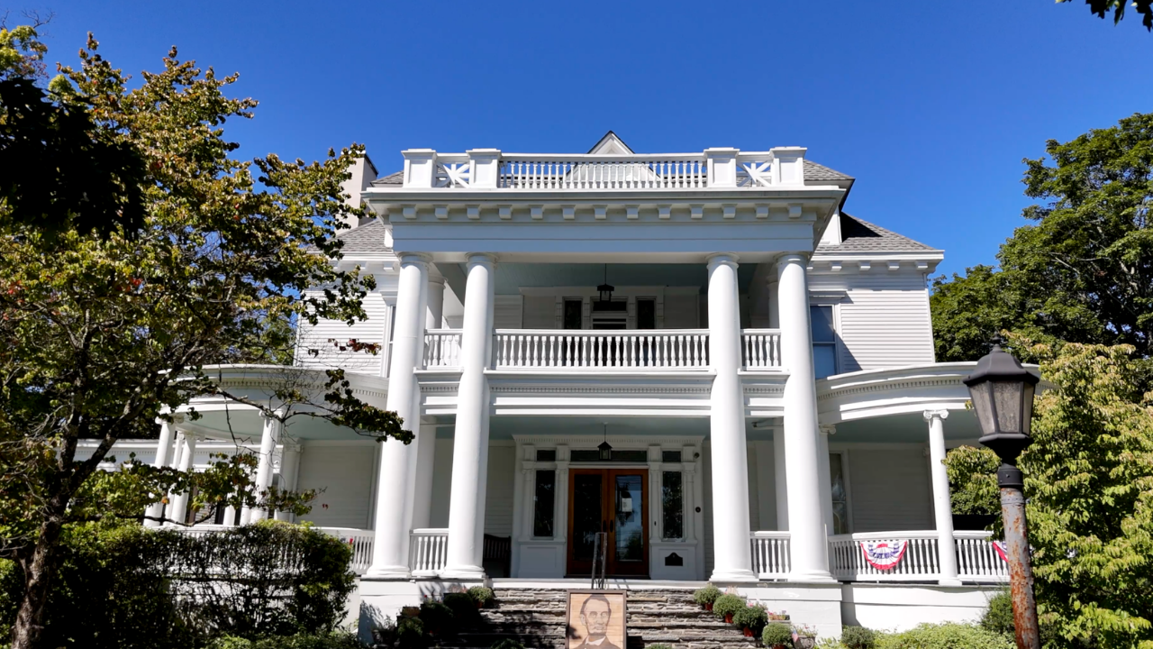 Columns Museum