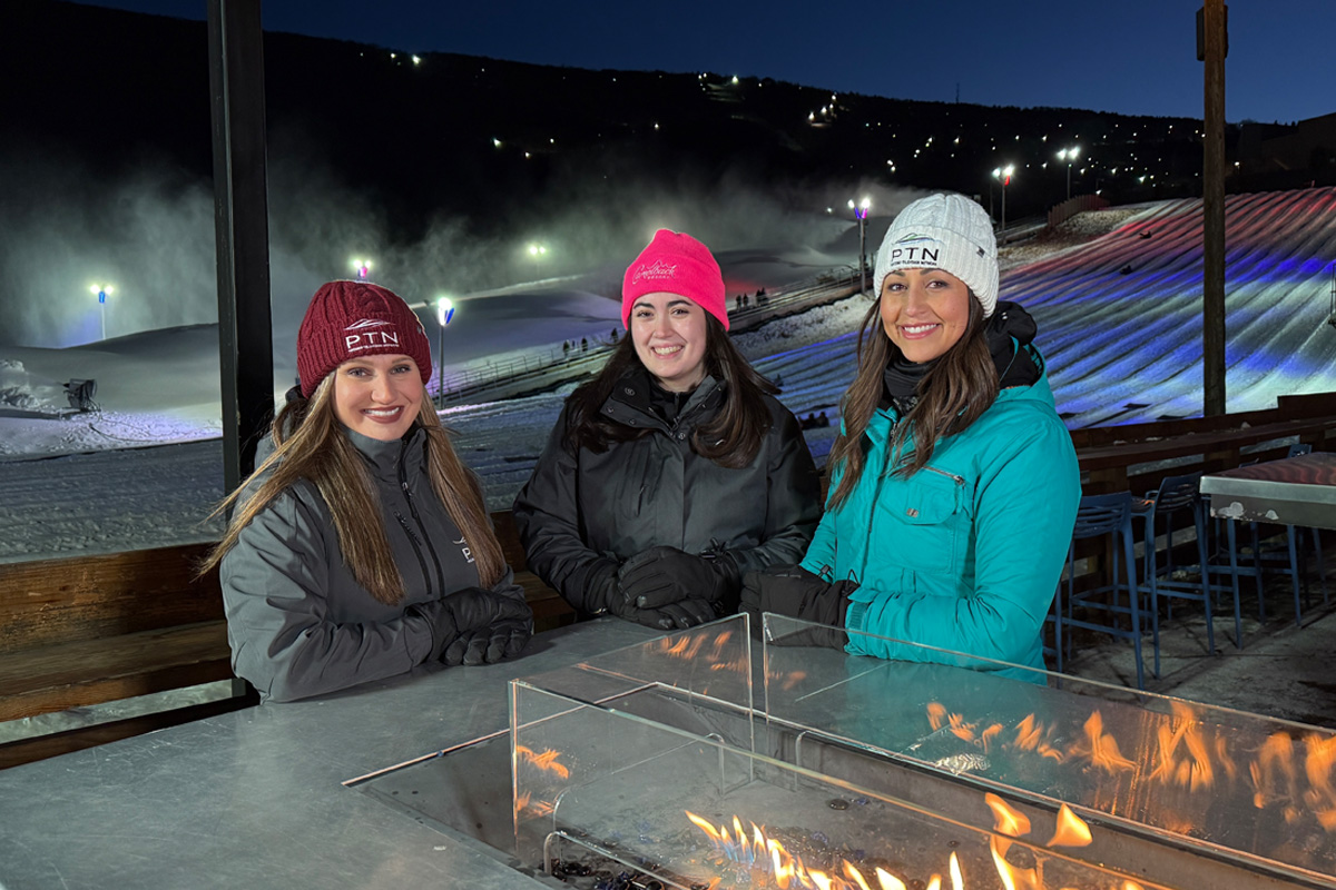 Camelback Snowtubing | Bri & Dee