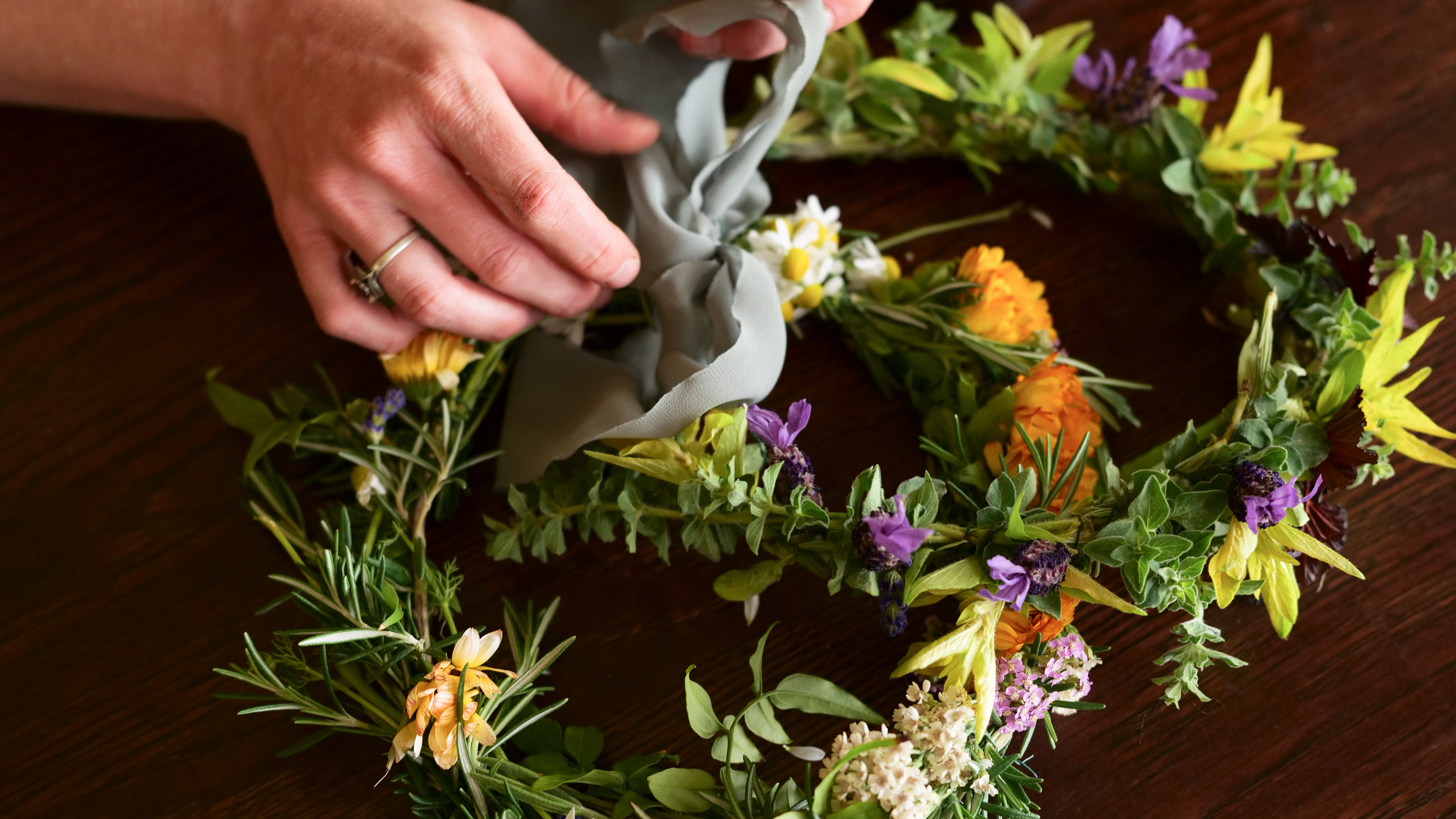 Lesson: Flower Crown Tea Party