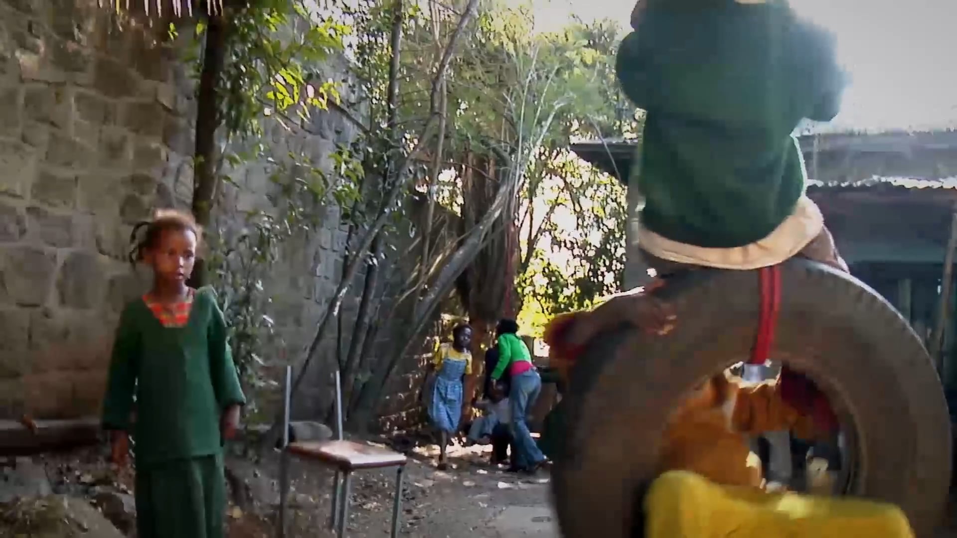 Poverty Inc - Portuguese Dubbed Version