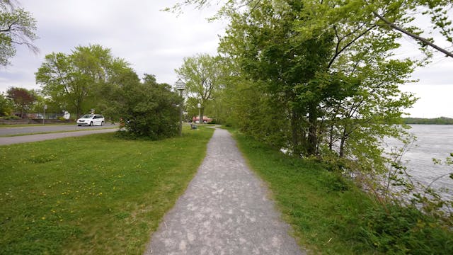 St Lawrence River Path - Part 2 (11 m...