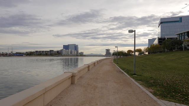 Tempe Town Lake (5.5 miles)