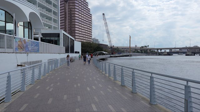 Tampa Riverwalk (2.7 miles)