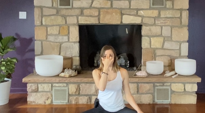  Alternate Nostril Breathing with Kelly