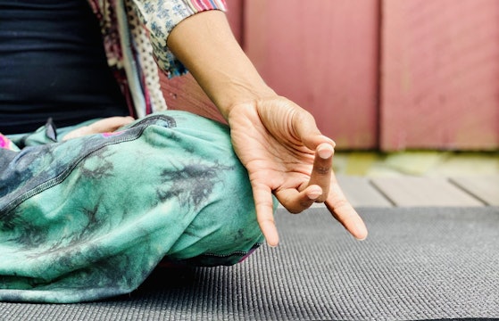 Introduction to Yoga Mudras for Healing