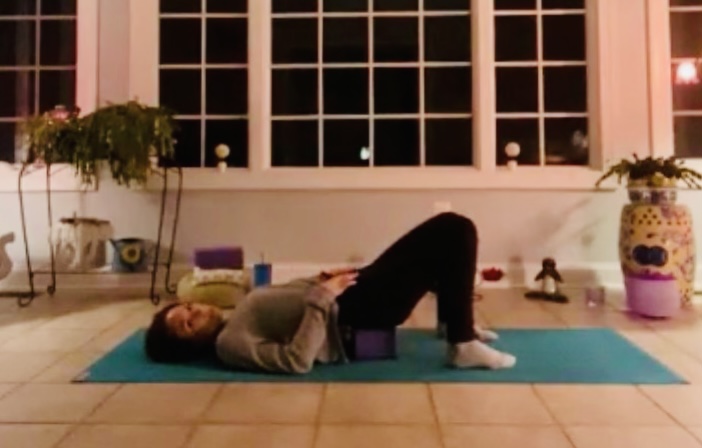 Vinyasa To Feel Grounded with Amanda