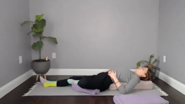 Bringing Ease to Stuck Spaces: Low Back Restorative with Leslie 