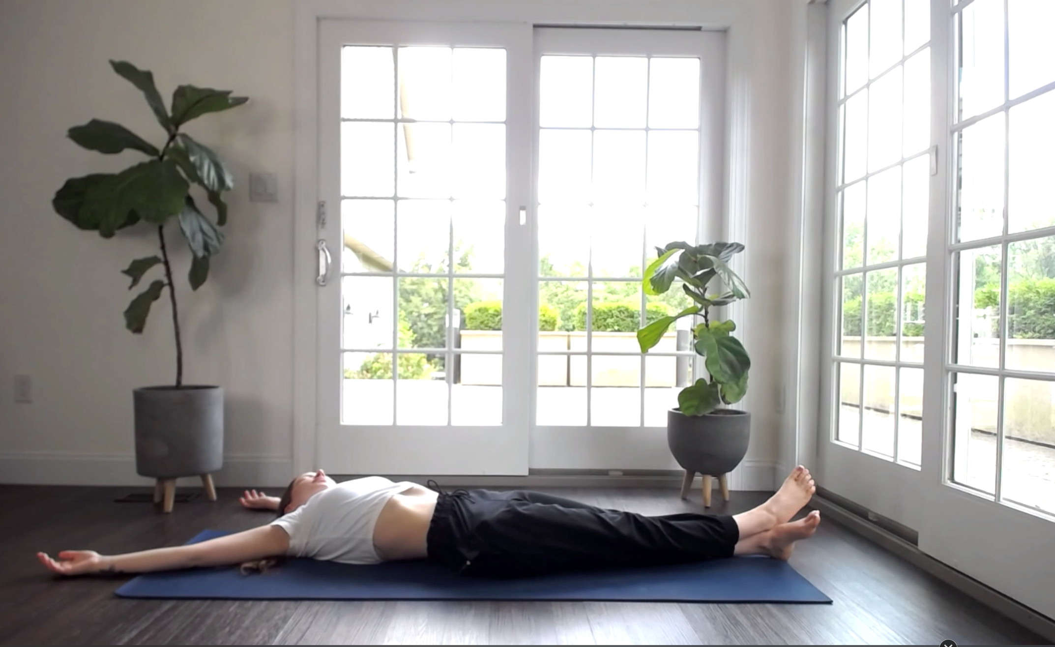 Bright + Light Restorative with Leslie