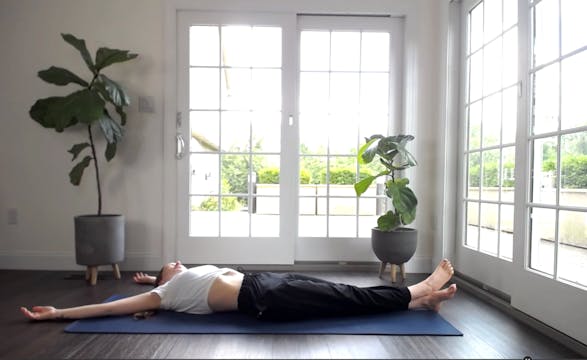 Bright + Light Restorative with Leslie