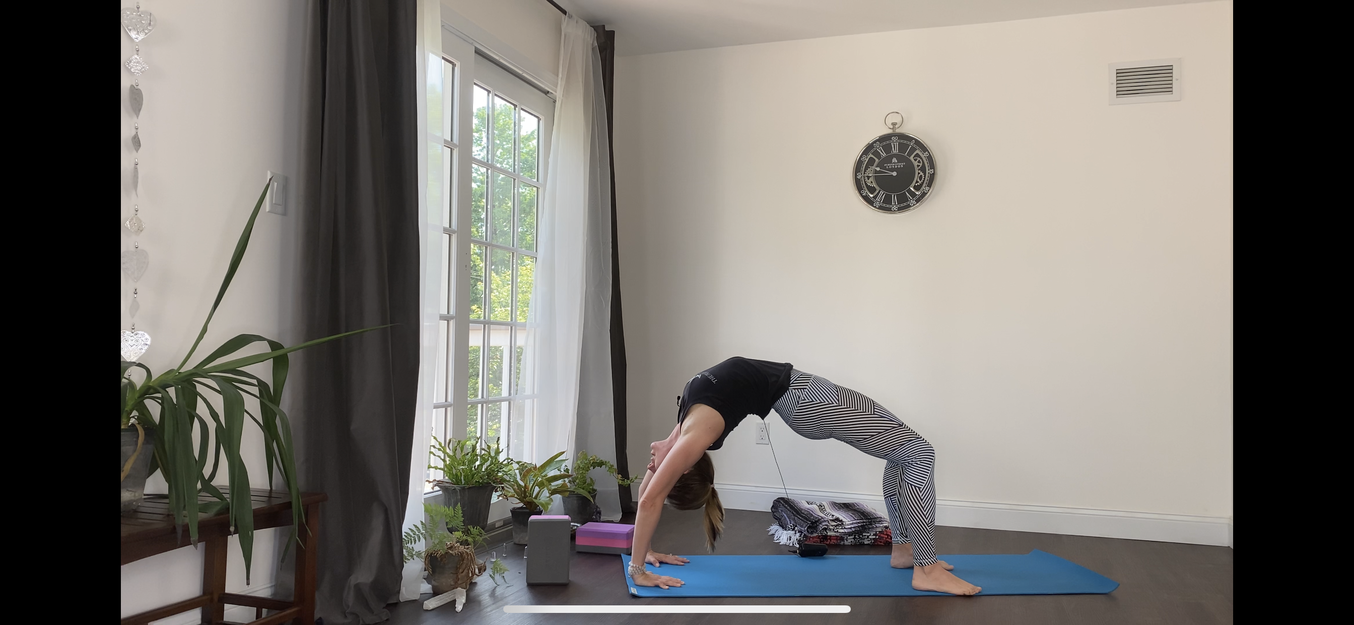 Far Reaching Vinyasa with Kelly