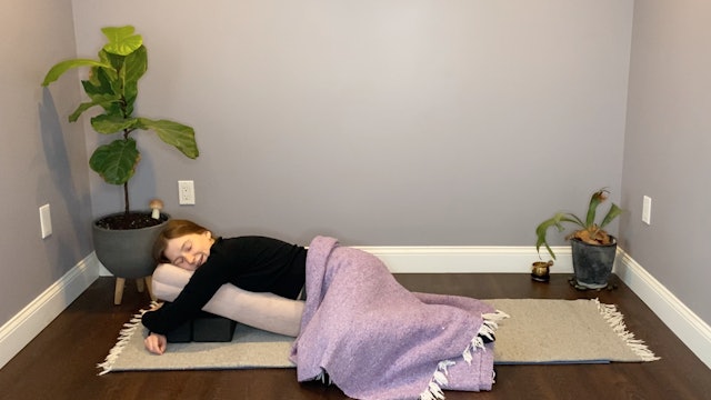 Restorative Yoga to Refresh Your System with Leslie