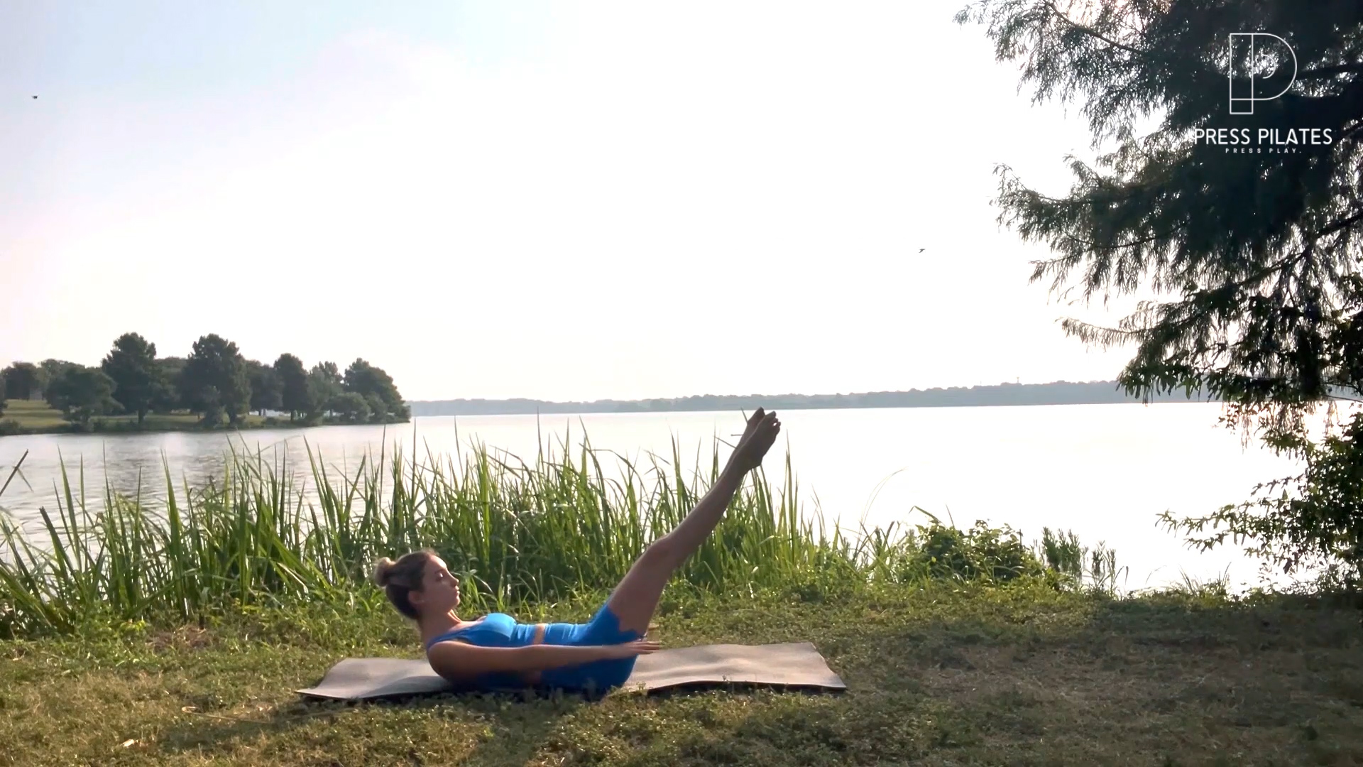 Lakeside Pilates Level 2 (40 min) No props needed