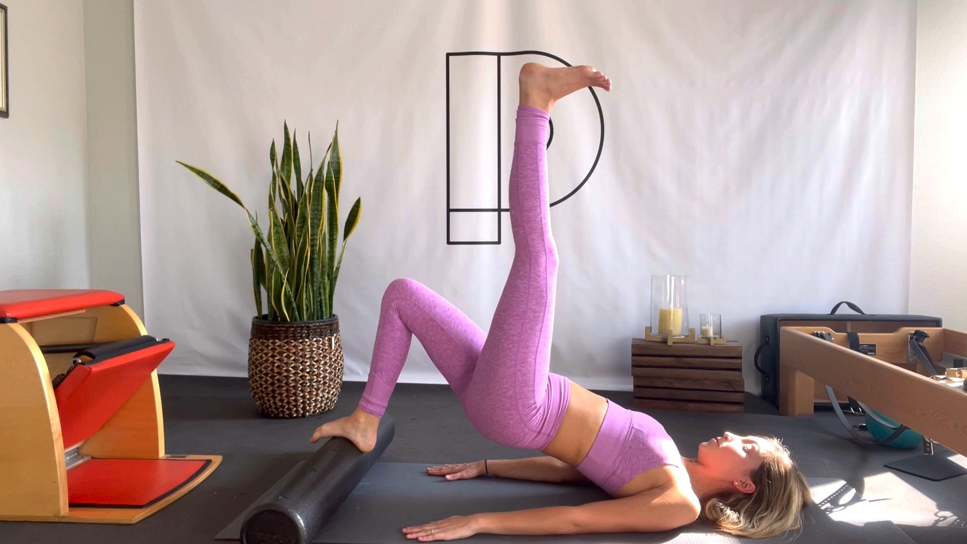 Foam Roller Pilates Level 2-3 (23 min)