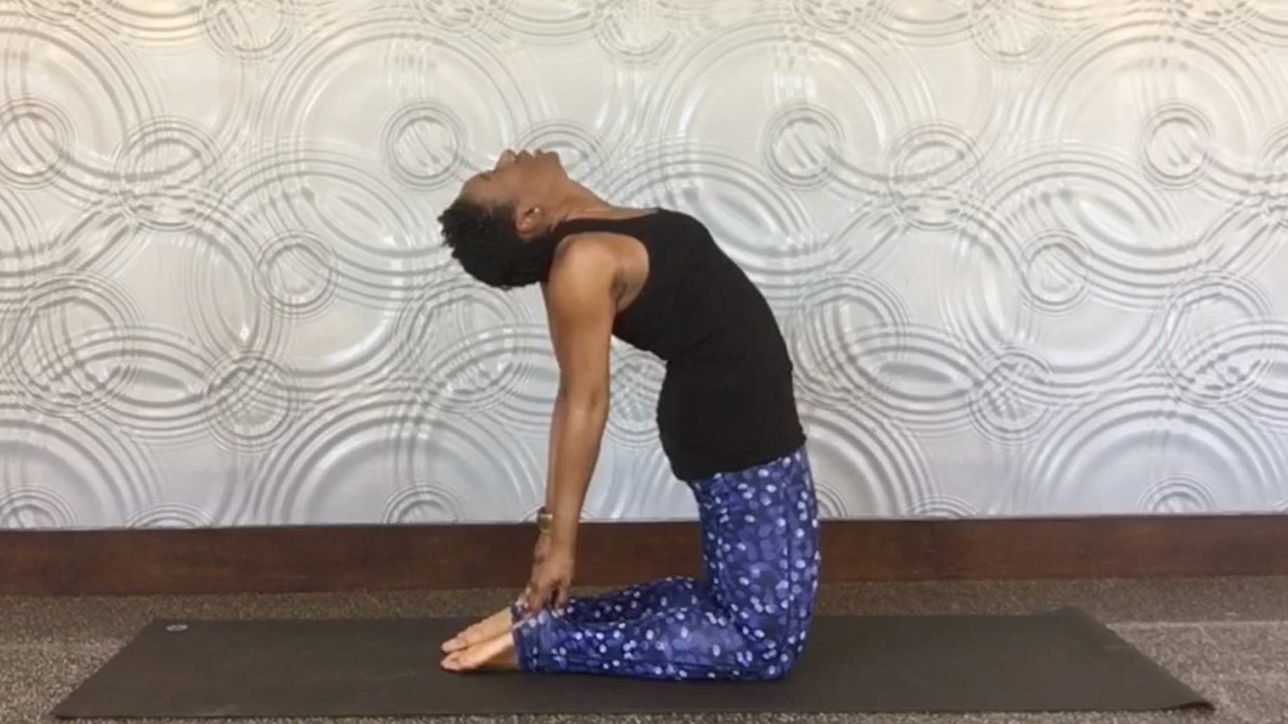 50-Min Power Yoga Class to Relieve Back Pain & Fix Your Posture