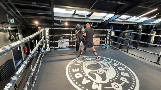 Jay Snoddon in a non-stop sparring Se...