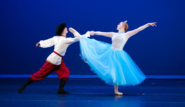 Snow Maiden FULL SHOW (Mariah) WIDE SHOT
