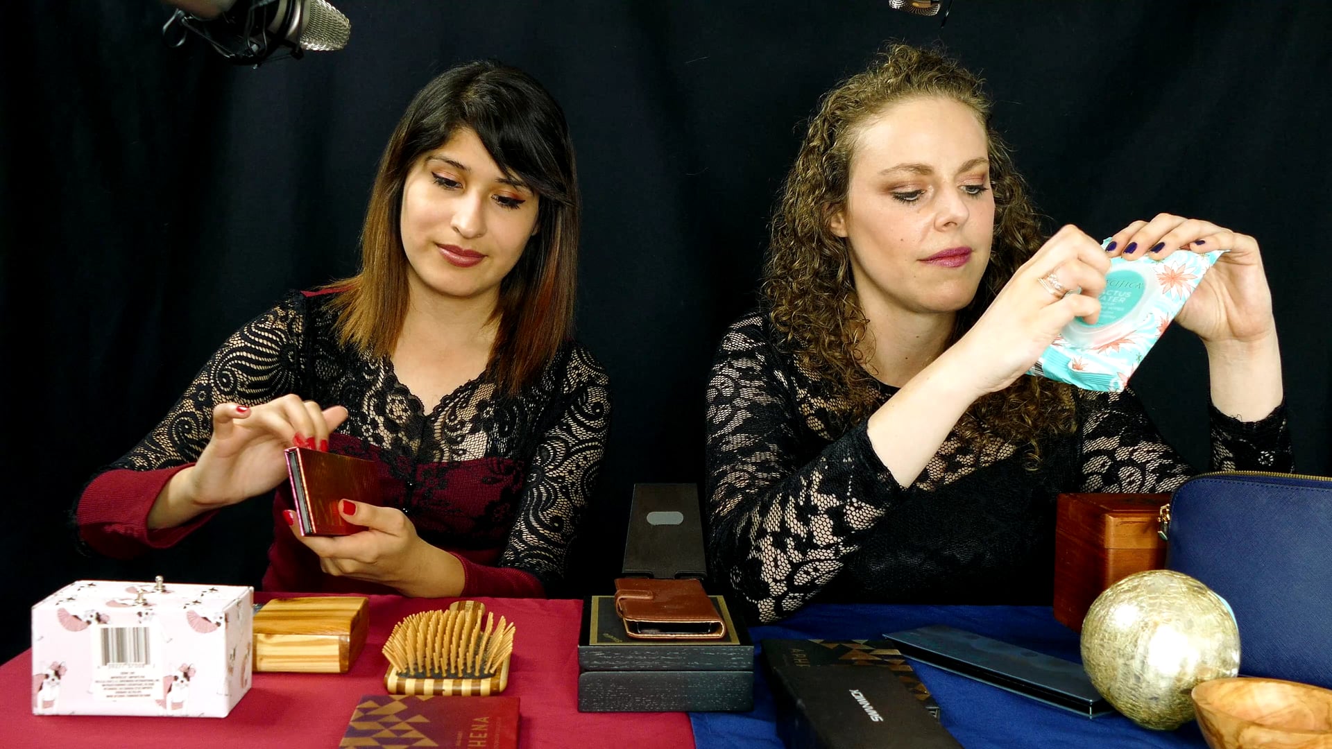 Double Tapping ASMR Collab – Corrina Rachel and Lori