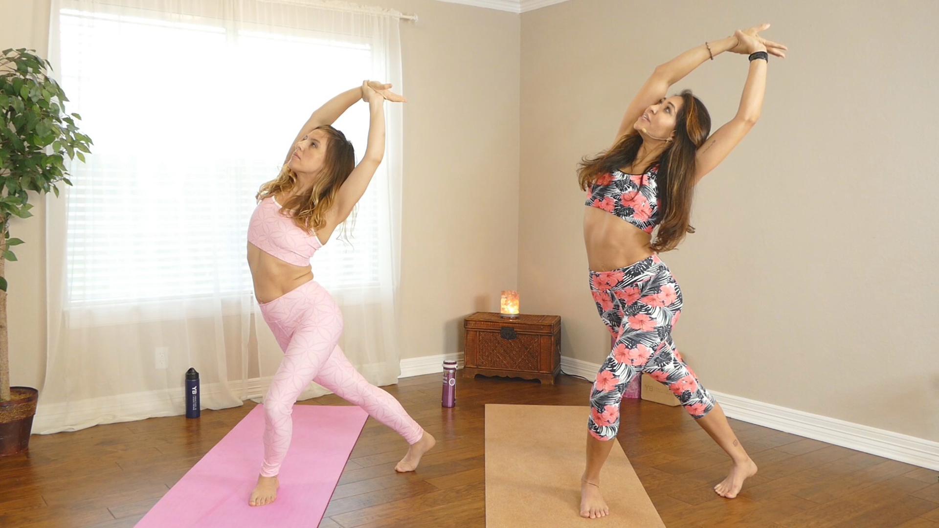 Power Yoga Flow For Core & Obliques